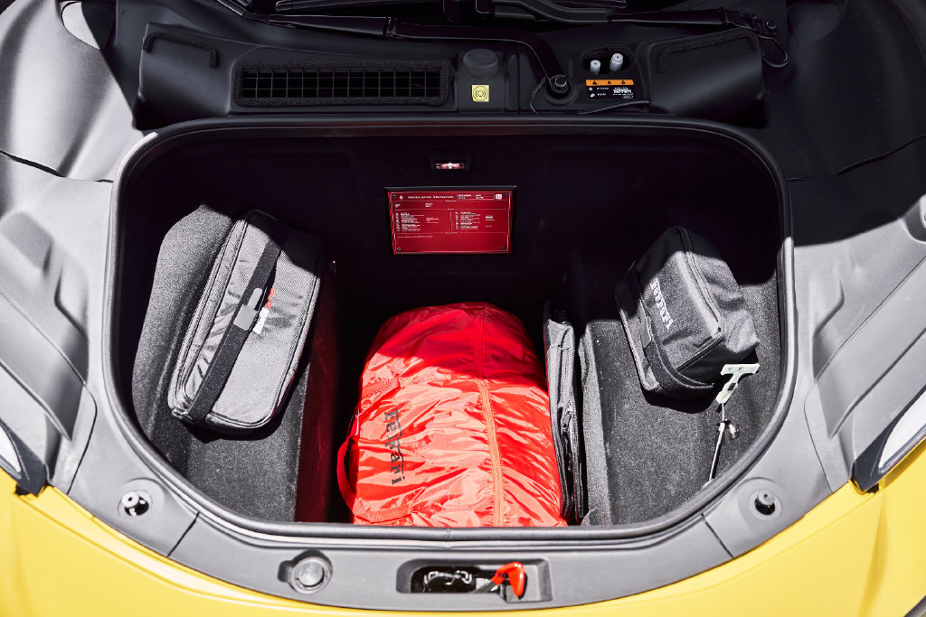 Used 2023 Ferrari 296 GTB RWD image 19