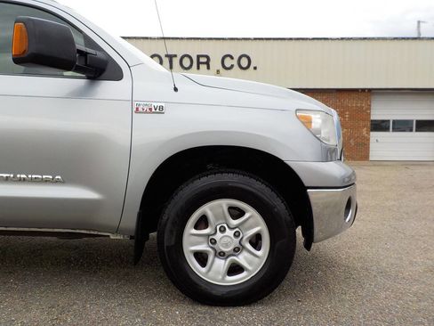 Used 2012 Toyota Tundra 4x4 Double Cab Long Bed w/ Convenience Pkg image 10