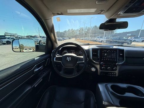 Used 2019 RAM 1500 Laramie image 13