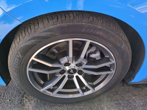 Used 2017 Ford Mustang Premium image 10