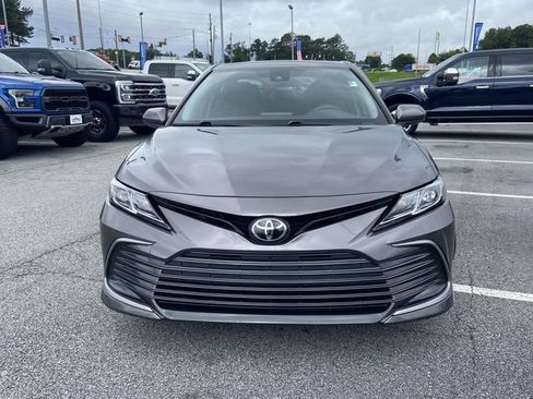 Used 2023 Toyota Camry LE FWD image 8