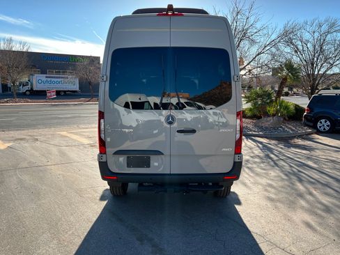 New 2025 Mercedes-Benz Sprinter 2500 image 4