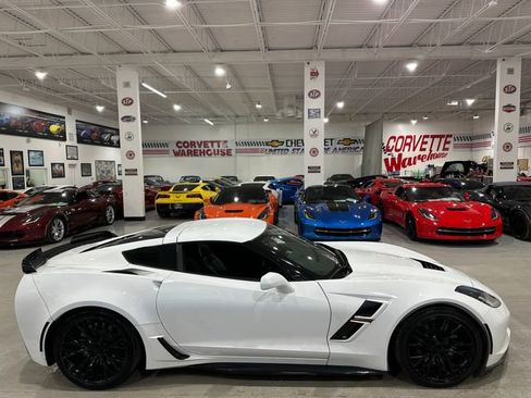 Used 2018 Chevrolet Corvette Grand Sport image 5