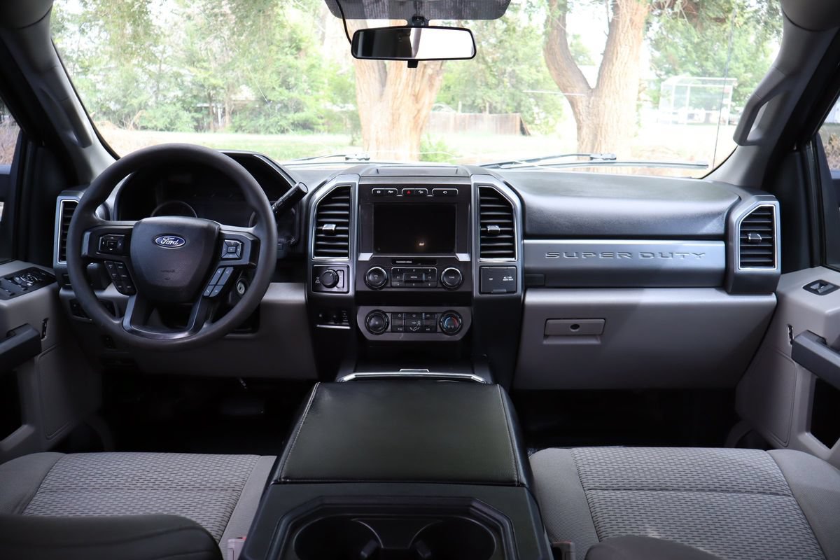Used 2019 Ford F350 XLT w/ XLT Premium Package AWD/4WD image 16