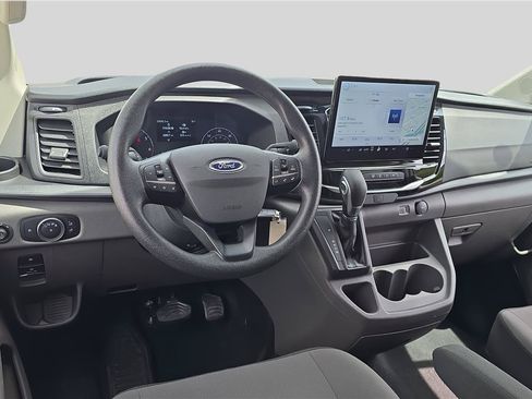 Used 2025 Ford Transit 350 XLT RWD image 21