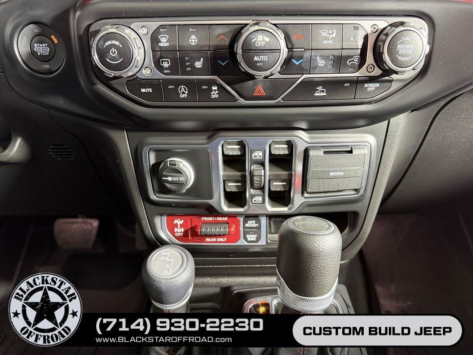 Used 2022 Jeep Gladiator Rubicon w/ Cold Weather Group AWD/4WD image 21