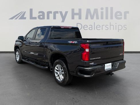 Used 2023 Chevrolet Silverado 1500 RST AWD/4WD image 3