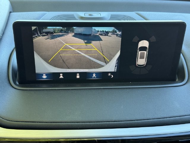 Used 2024 Acura MDX w/ Technology Package FWD image 17