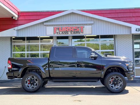 Used 2022 RAM 1500 Big Horn AWD/4WD image 2