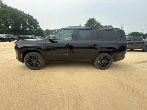 New 2026 Jeep Grand Wagoneer Summit AWD/4WD image 2