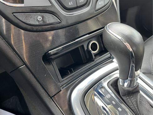 Used 2016 Buick Regal image 19