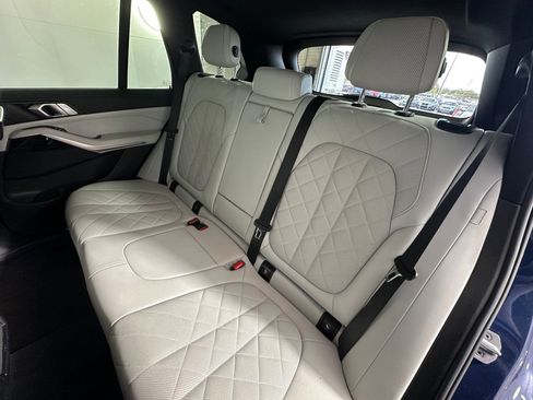 Used 2023 BMW X5 sDrive40i w/ M Sport Package image 29