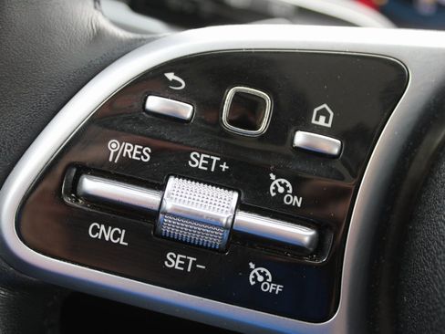 Used 2020 Mercedes-Benz GLS 450 4MATIC image 29