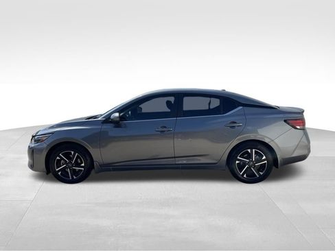 Used 2024 Nissan Sentra SV w/ Lighting Package FWD image 8
