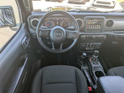 Used 2020 Jeep Wrangler Sport AWD/4WD image 15