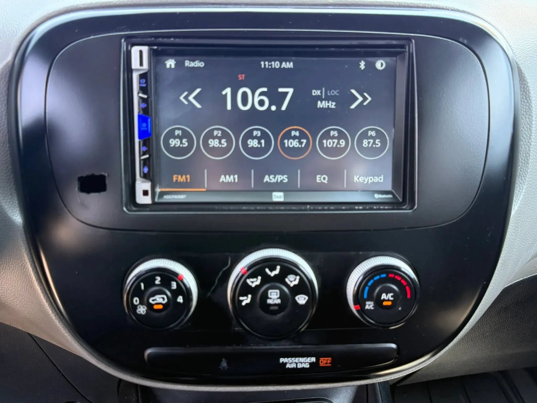 Used 2018 Kia Soul FWD image 25