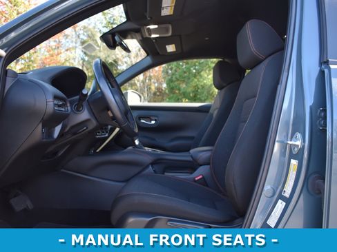 Certified 2025 Honda HR-V Sport image 4