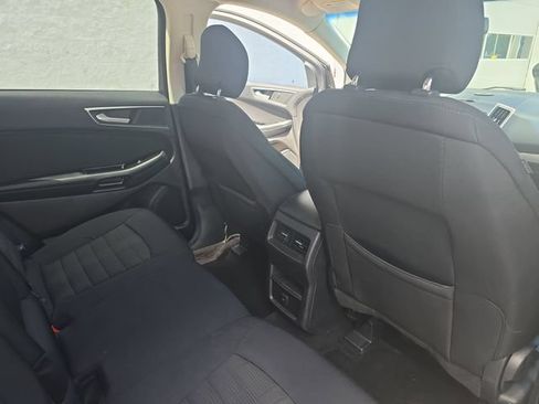 Used 2016 Ford Edge SEL FWD image 11