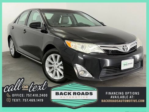 Used 2012 Toyota Camry XLE w/ Leather Pkg FWD image 1