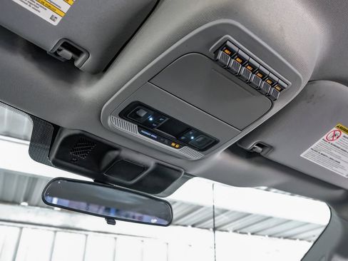 Used 2024 Ford F250 XL w/ STX Appearance Package image 22