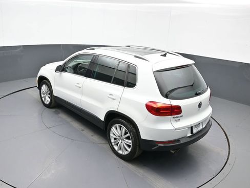 Used 2015 Volkswagen Tiguan SE image 38