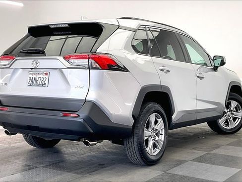 Used 2022 Toyota RAV4 XLE image 13