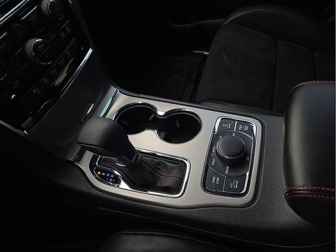 Used 2019 Jeep Grand Cherokee Trailhawk AWD/4WD image 20