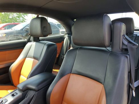 Used 2013 BMW 335is Convertible RWD image 9