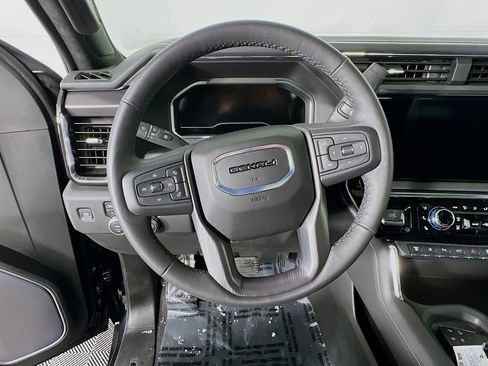 Certified 2025 GMC Sierra 2500 Denali Ultimate image 10