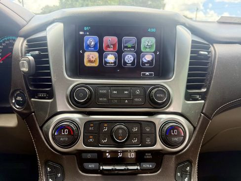 Used 2017 Chevrolet Suburban Premier image 34