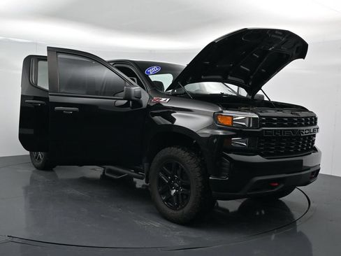 Used 2022 Chevrolet Silverado 1500 Custom Trail Boss w/ Midnight Edition AWD/4WD image 43