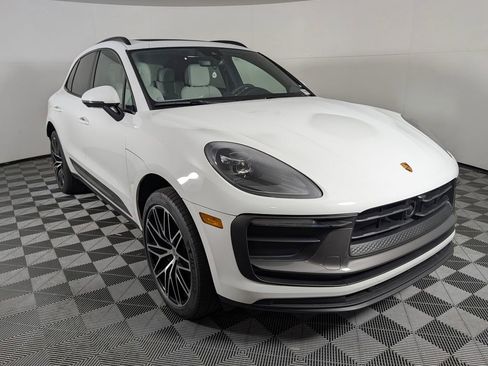 New 2026 Porsche Macan Turbo AWD/4WD image 9