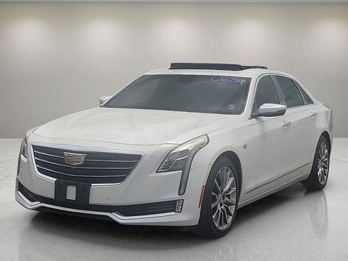 Used 2017 Cadillac CT6 Luxury AWD/4WD image 2
