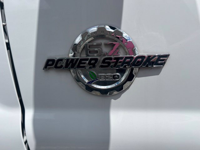 Used 2016 Ford F250 Lariat AWD/4WD image 9