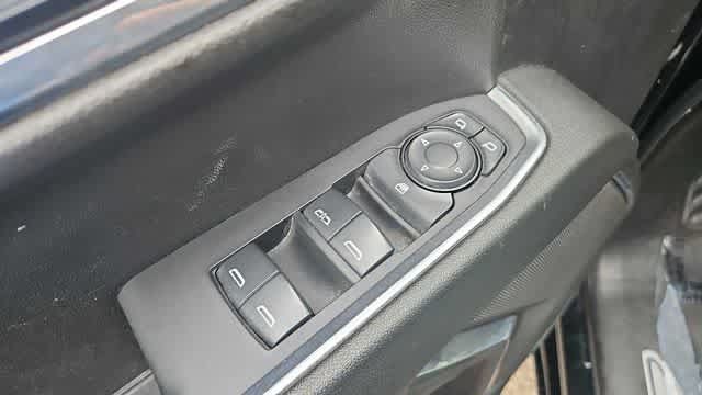 Used 2023 Chevrolet Silverado 1500 LT w/ Protection Package AWD/4WD image 15