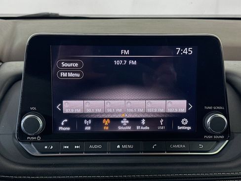 Used 2022 Nissan Rogue SL image 21