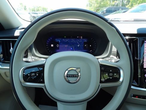 Certified 2024 Volvo S60 B5 Ultimate w/ Climate Package AWD/4WD image 19