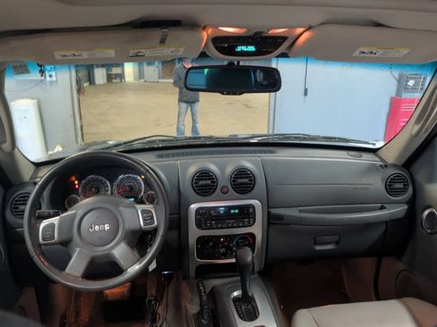 Used 2007 Jeep Liberty Limited AWD/4WD image 31