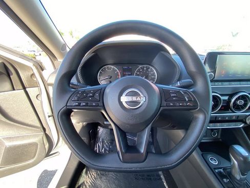 Used 2025 Nissan Sentra S FWD image 25