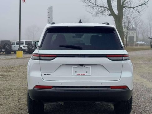 New 2026 Jeep Grand Cherokee Limited w/ Limited Altitude Package AWD/4WD image 7