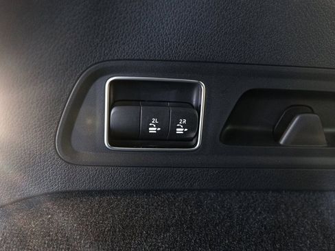 Used 2026 Mercedes-Benz GLS 450 GLS 450 image 36