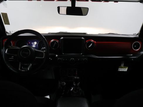 Certified 2023 Jeep Wrangler Unlimited Rubicon w/ Cold Weather Group image 17