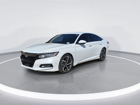 Used 2020 Honda Accord Sport image 4