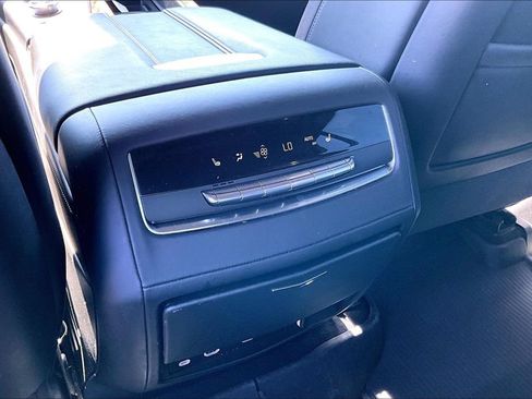 Used 2023 Cadillac Escalade ESV Sport Platinum w/ LPO, ONYX Package AWD/4WD image 24