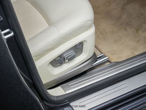 Used 2011 Rolls-Royce Ghost image 58