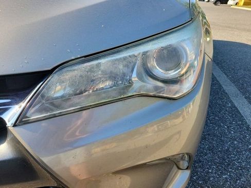 Used 2016 Toyota Camry XLE image 10