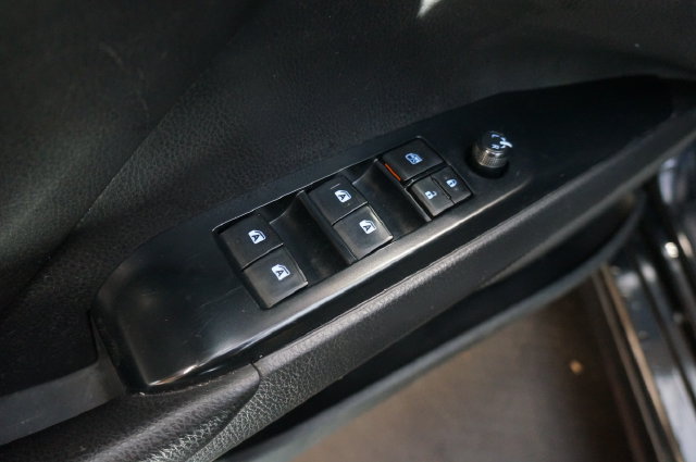 Used 2020 Toyota Camry SE FWD image 28