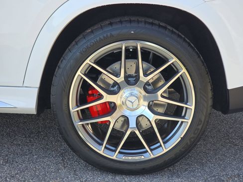 New 2026 Mercedes-Benz GLE 63 AMG S image 34