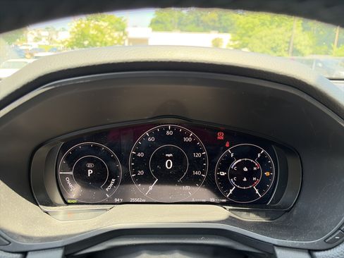 Used 2024 MAZDA CX-90 Plug-In Hybrid w/ Preferred AWD/4WD image 9