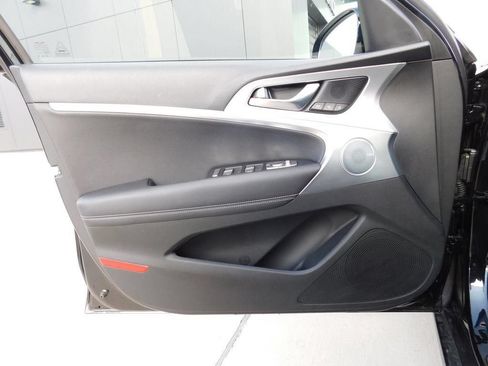 Used 2026 Genesis G70 2.5T Prestige RWD image 11